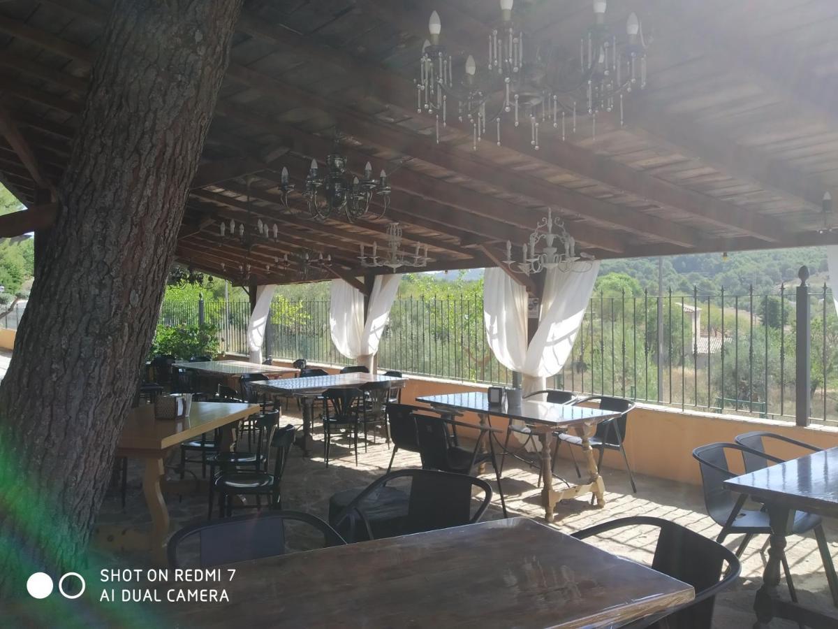 El Sester Bed and Breakfast Torremanzanas Buitenkant foto