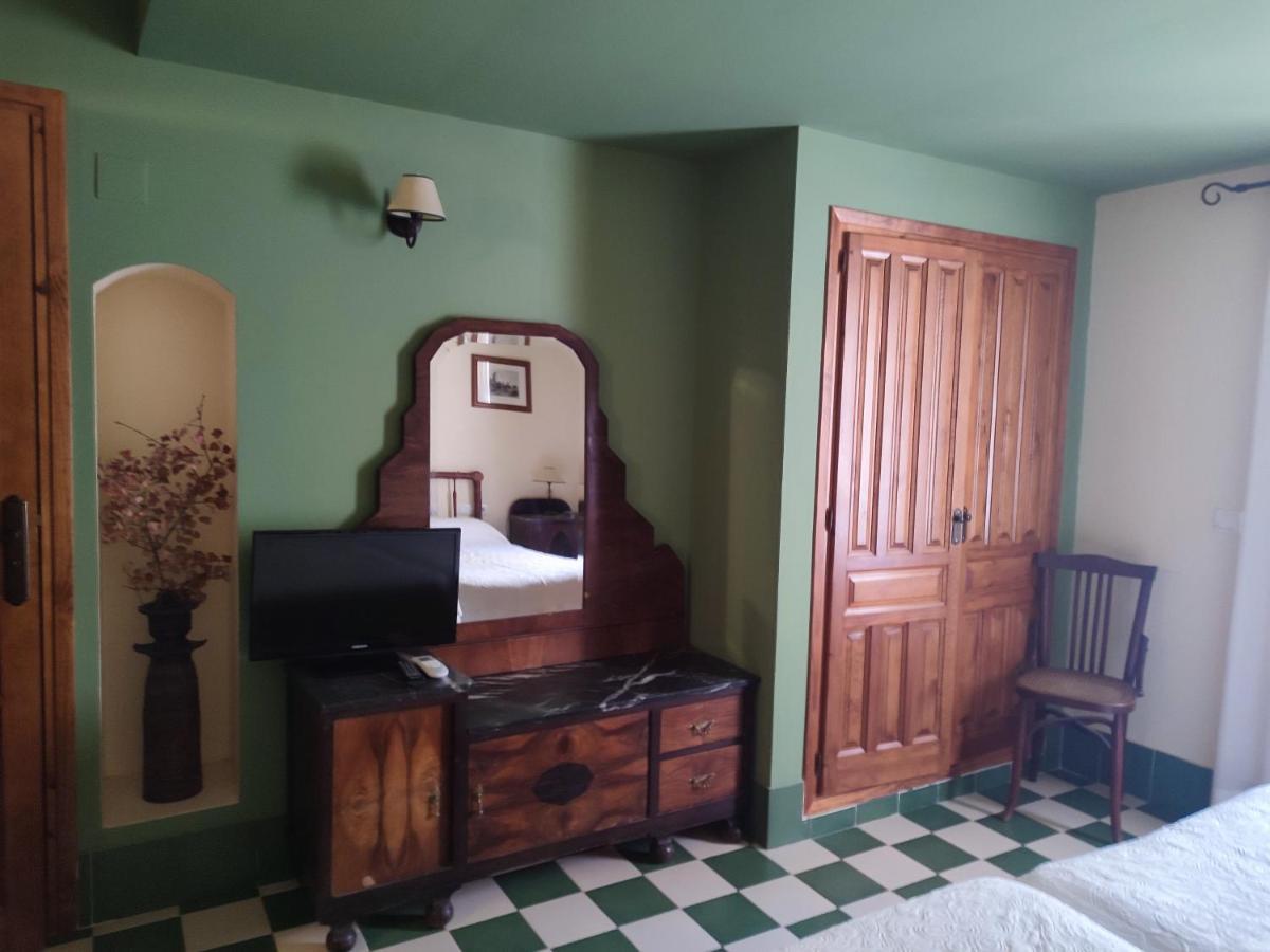 El Sester Bed and Breakfast Torremanzanas Kamer foto