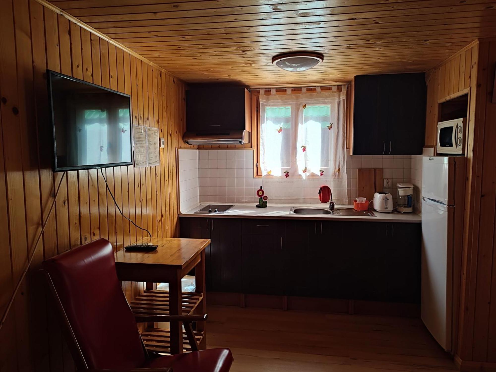El Sester Bed and Breakfast Torremanzanas Kamer foto